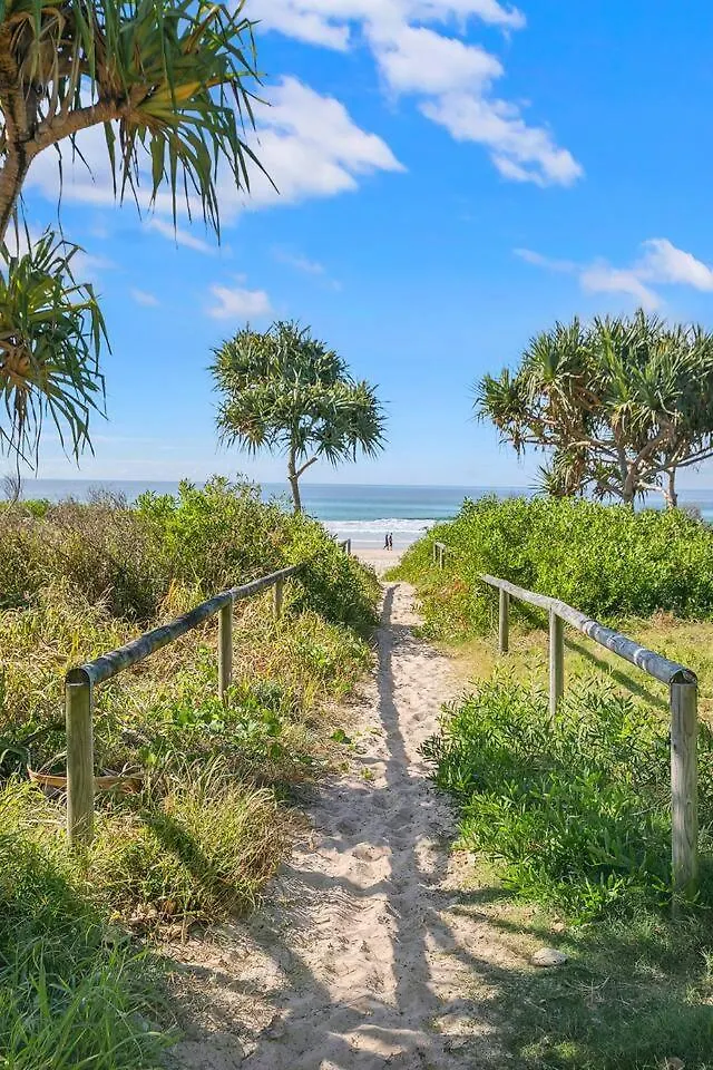 Apartment 'Oceanview Oasis' Family-Friendly Palm Beach Retreat Gold Coast