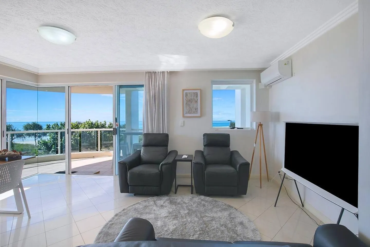 'Oceanview Oasis' Family-Friendly Palm Beach Retreat Gold Coast Apartment