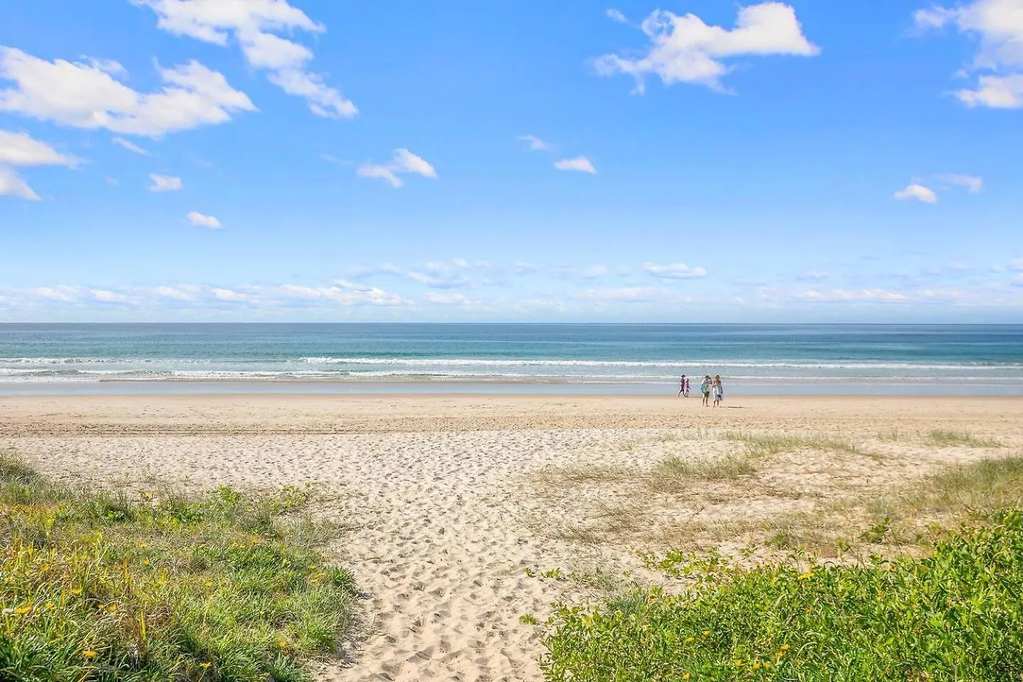 Apartment 'Oceanview Oasis' Family-Friendly Palm Beach Retreat Gold Coast